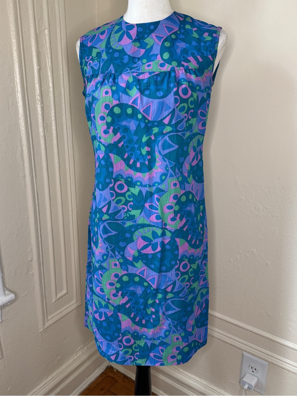60s / 70s Mod Go-Go Flower Power Bohemian Psychedelic Sleeveless Dress By Arunel